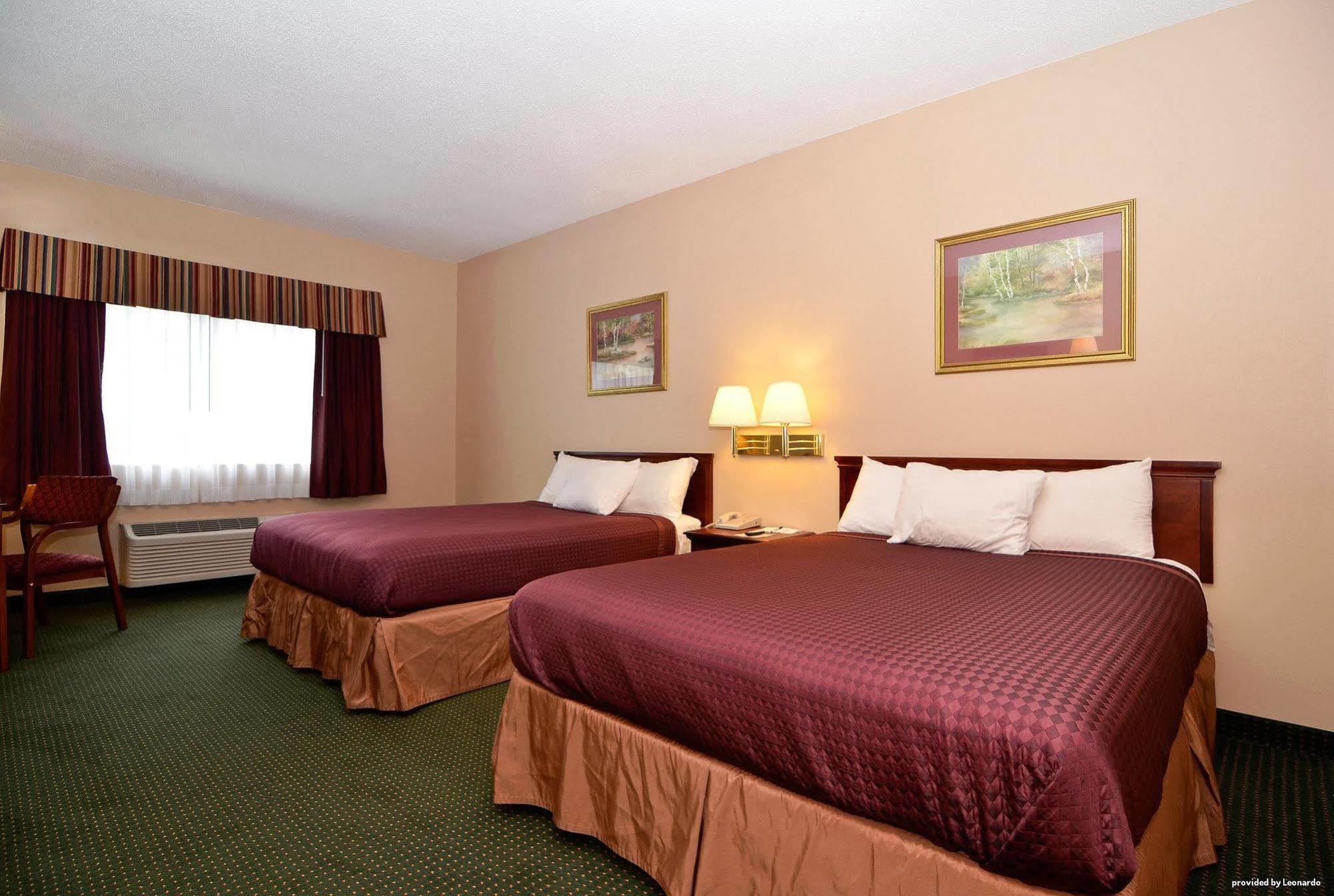 Americas Best Value Inn Wiggins Exterior photo