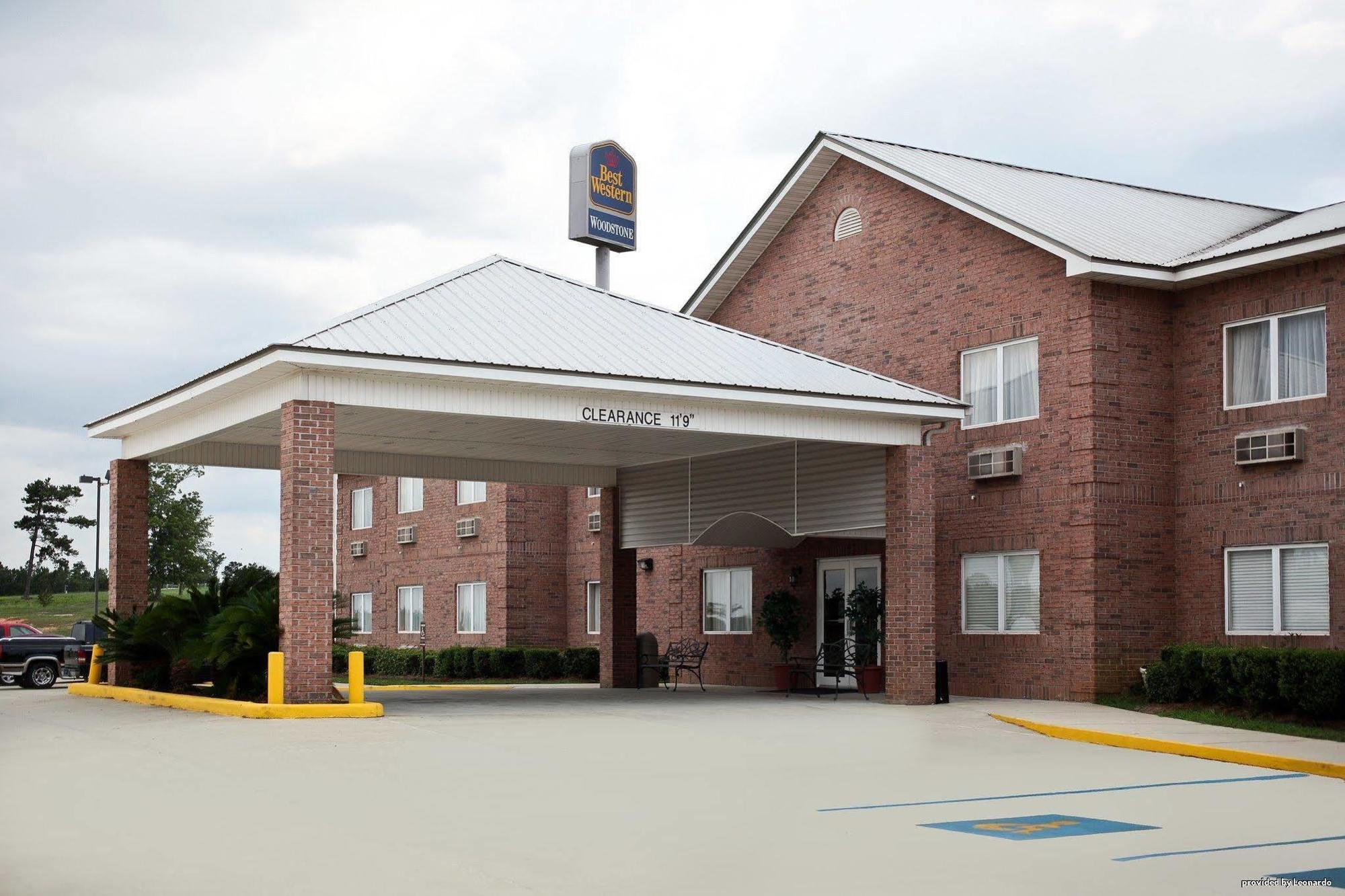Americas Best Value Inn Wiggins Exterior photo