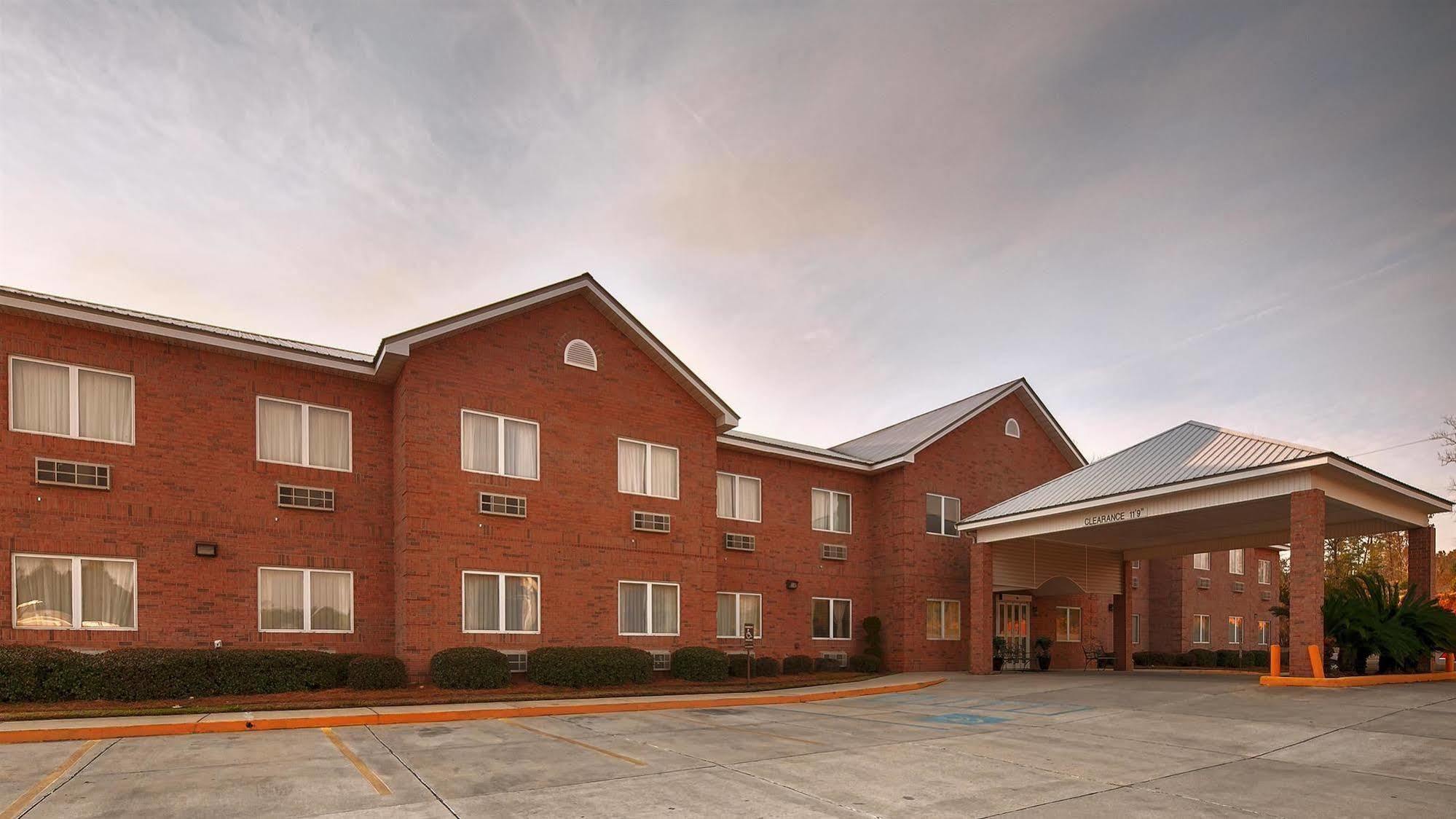 Americas Best Value Inn Wiggins Exterior photo